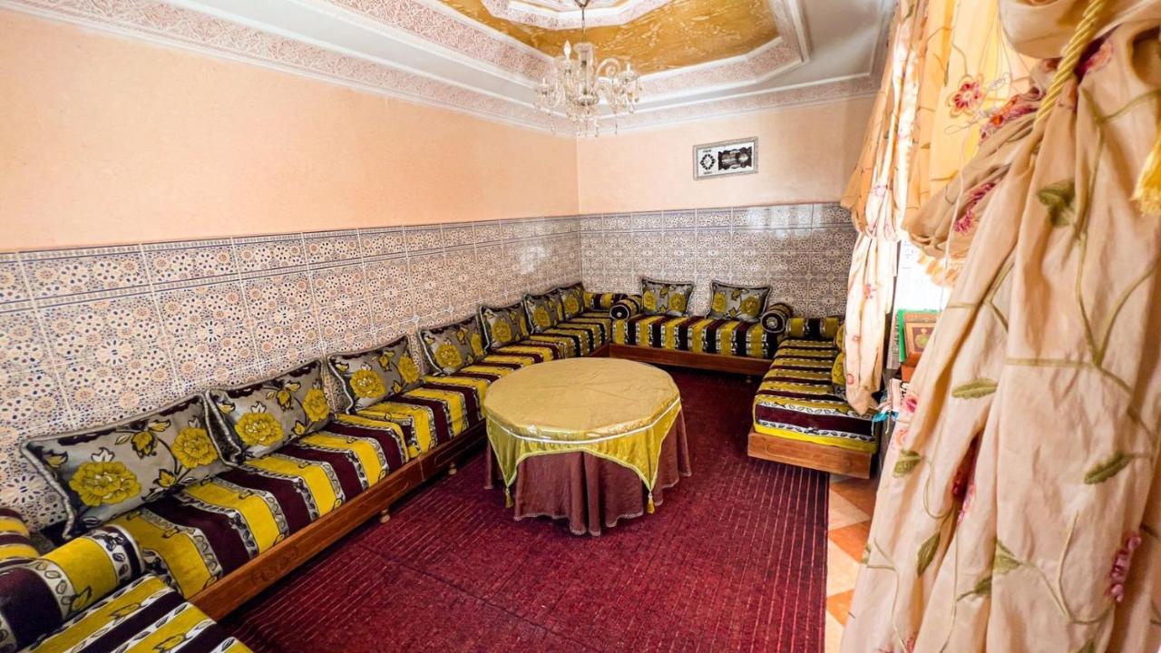 Dar Haut De Gamme Et A Un Prix Imaginaire Hostcom For Families Only Oujda Buitenkant foto