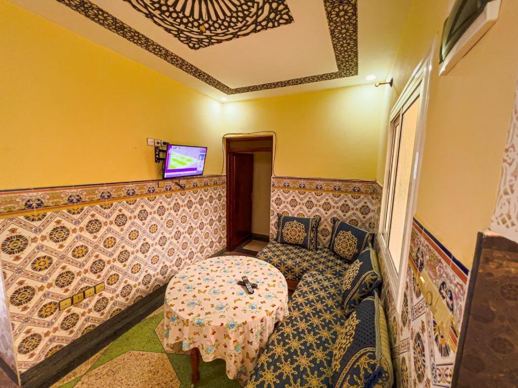 Dar Haut De Gamme Et A Un Prix Imaginaire Hostcom For Families Only Oujda Buitenkant foto