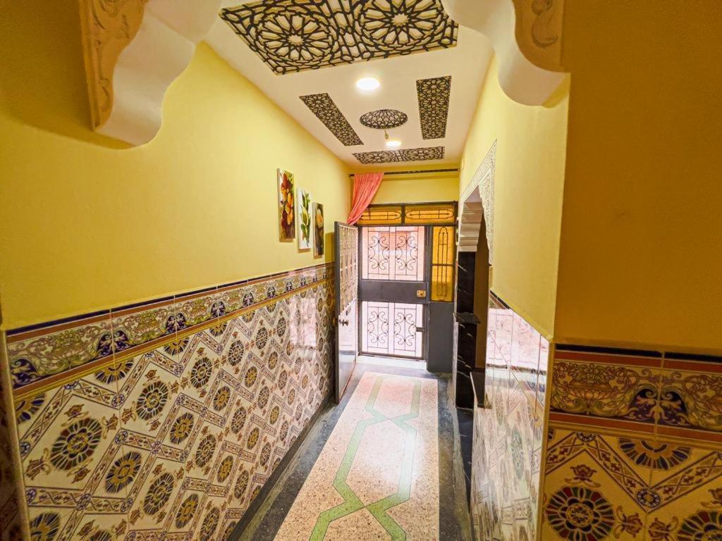 Dar Haut De Gamme Et A Un Prix Imaginaire Hostcom For Families Only Oujda Buitenkant foto